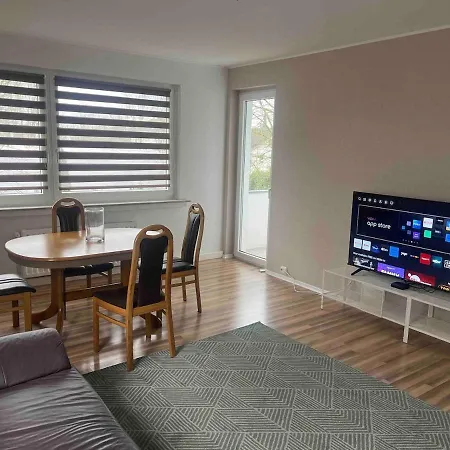 Ruhige Auf Einer Spielstraße - 5 Minuten Zur S-bahn Bergisch Gladbach