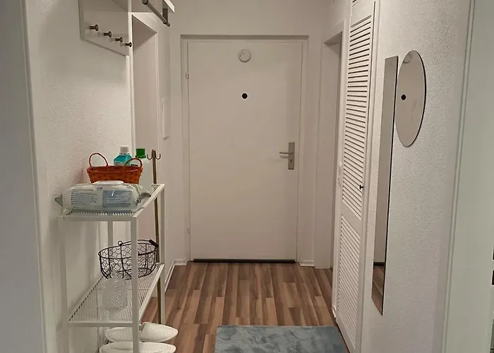 아파트 Ruhige Auf Einer Spielstrasse - 5 Minuten Zur S-bahn 베르기슈글라트바흐